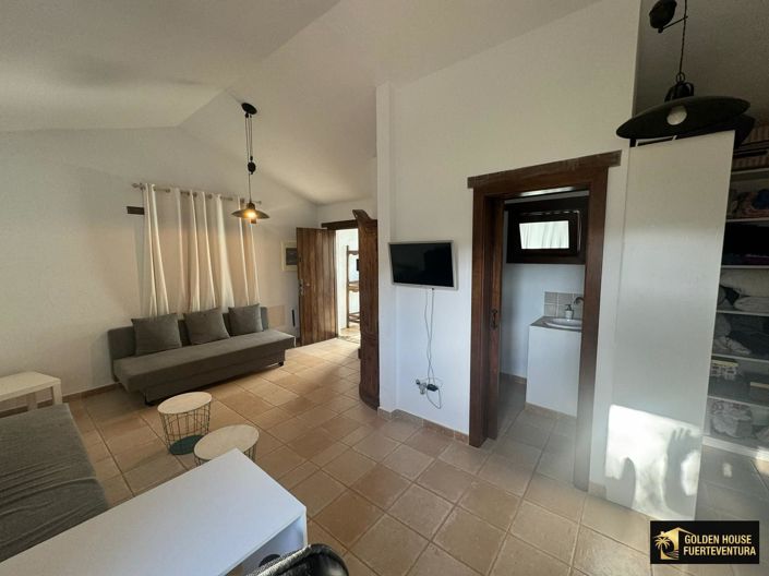 Image No.23-3 Bed Property for sale