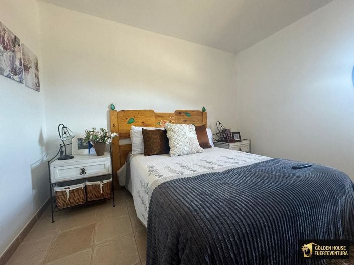 Image No.25-3 Bed Property for sale
