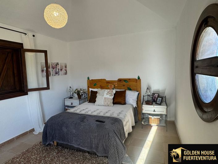 Image No.26-3 Bed Property for sale