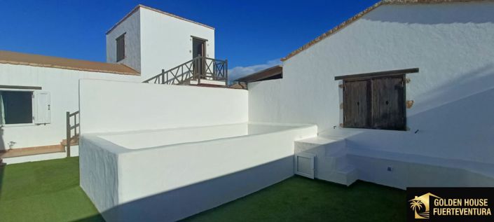Image No.39-3 Bed Property for sale
