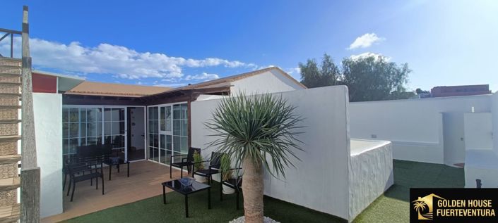 Image No.40-3 Bed Property for sale
