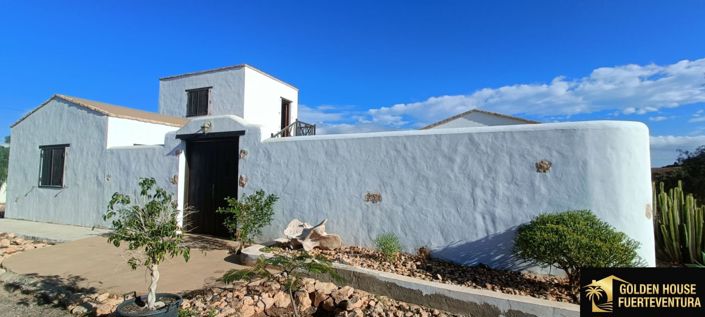 Image No.48-3 Bed Property for sale