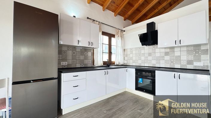 Image No.16-2 Bed Property for sale