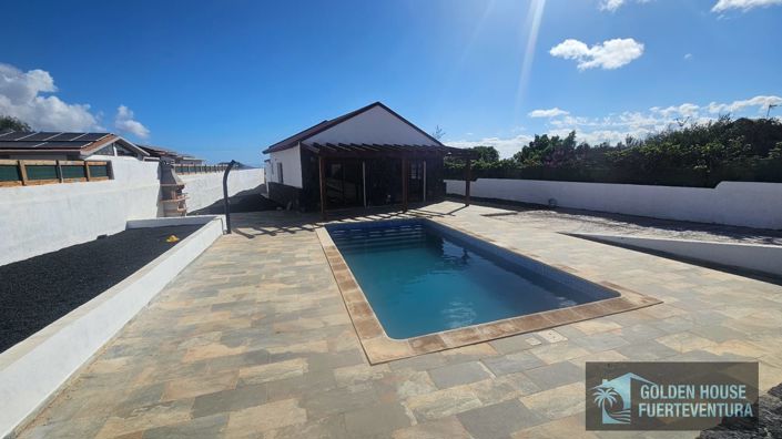 Image No.2-2 Bed Property for sale