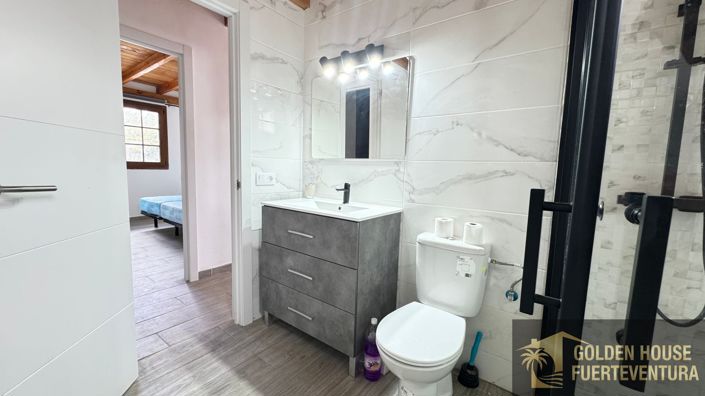 Image No.24-2 Bed Property for sale