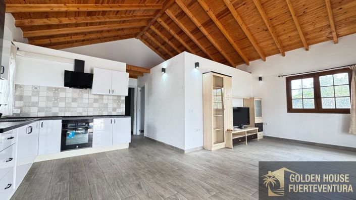 Image No.30-2 Bed Property for sale