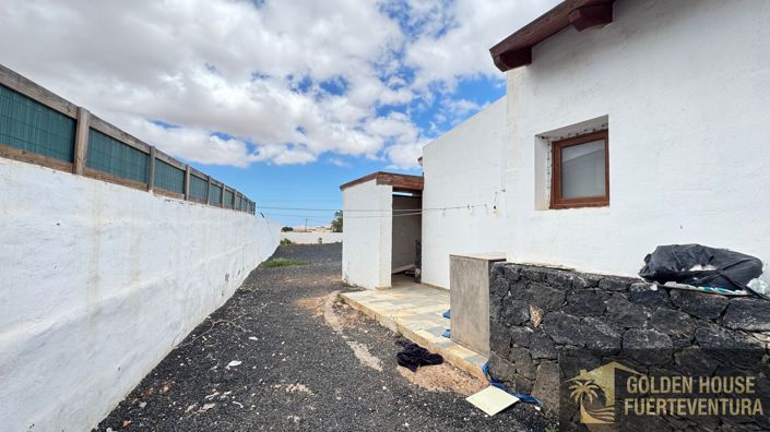 Image No.37-2 Bed Property for sale