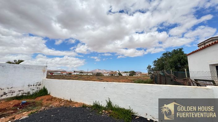 Image No.38-2 Bed Property for sale