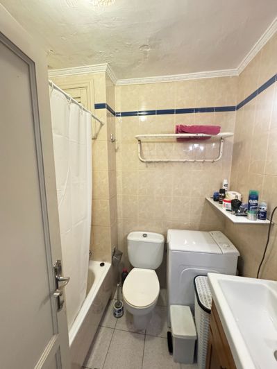 Image No.9-1 Bed Property for sale