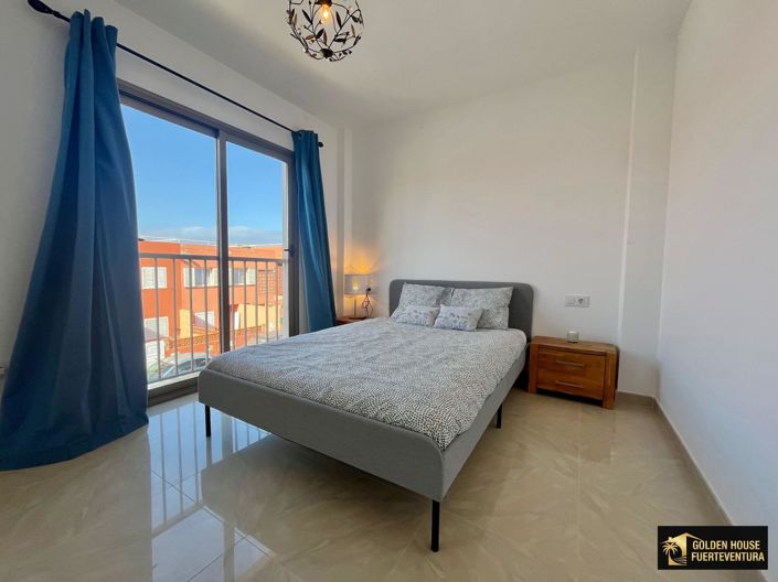 Image No.13-3 Bed Property for sale