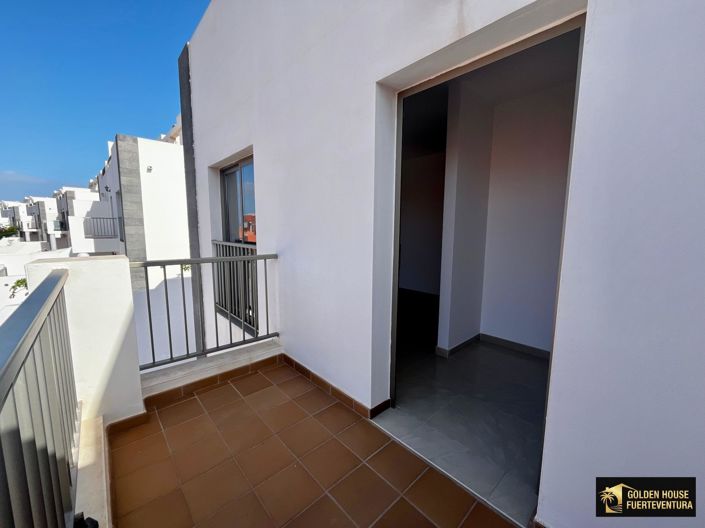 Image No.18-3 Bed Property for sale