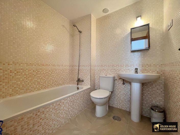 Image No.29-3 Bed Property for sale