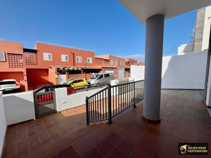 Image No.42-3 Bed Property for sale