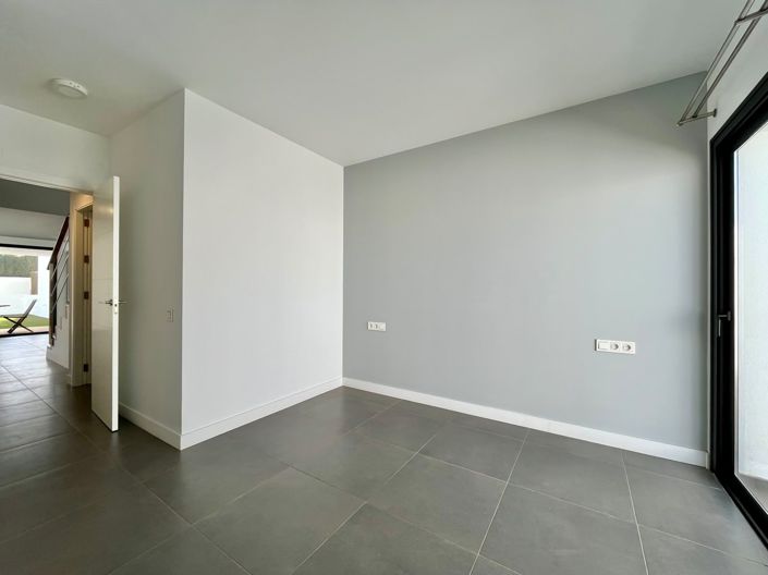 Image No.10-Propriété de 2 chambres à vendre à Villaverde