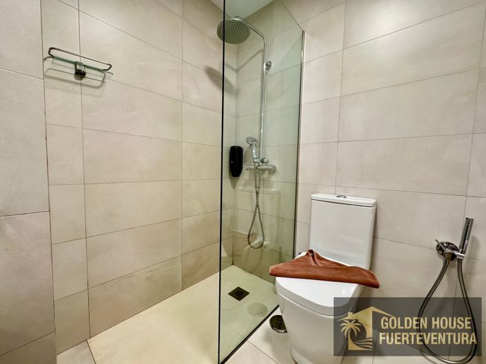 Image No.13-1 Bed Property for sale