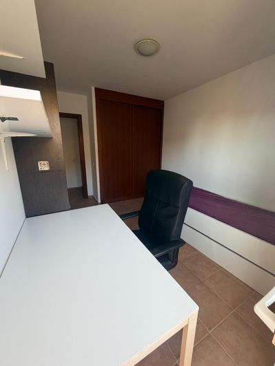Image No.11-2 Bed Property for sale