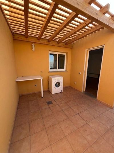 Image No.19-2 Bed Property for sale