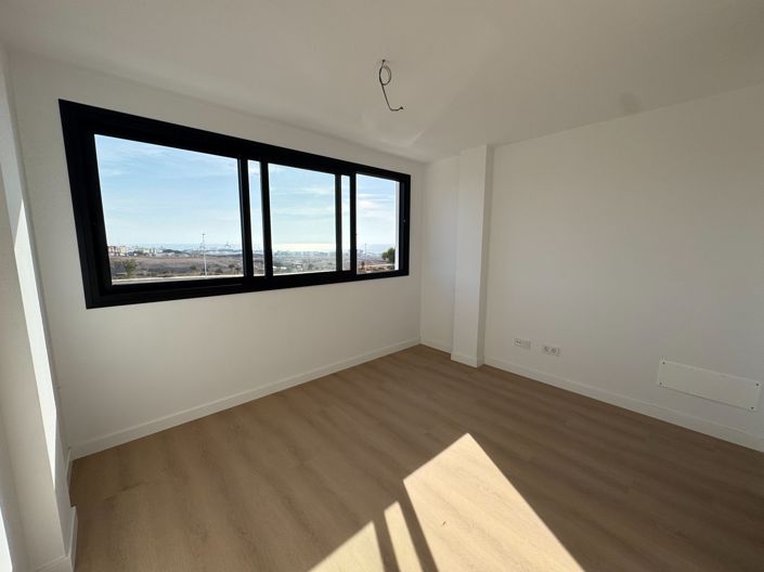Image No.15-Propriété de 3 chambres à vendre