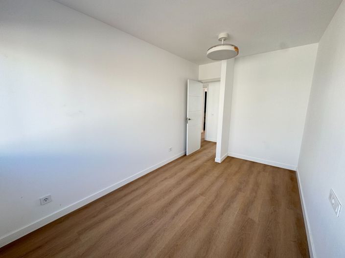 Image No.17-Propriété de 3 chambres à vendre