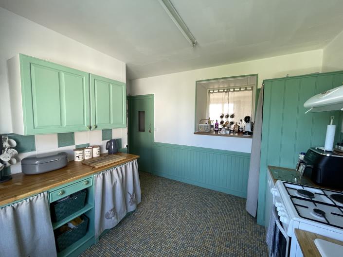 Image No.4-2 Bed House for sale