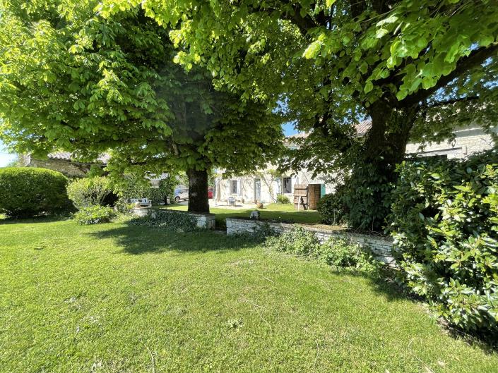 Image No.5-2 Bed House for sale