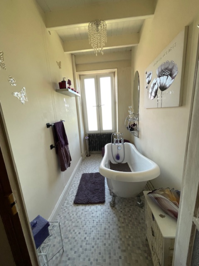 Image No.17-3 Bed House for sale