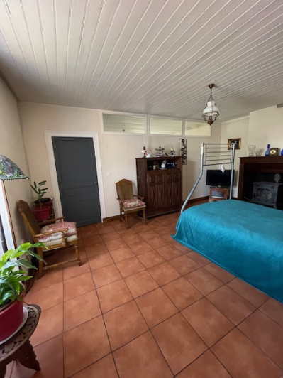 Image No.6-3 Bed House for sale