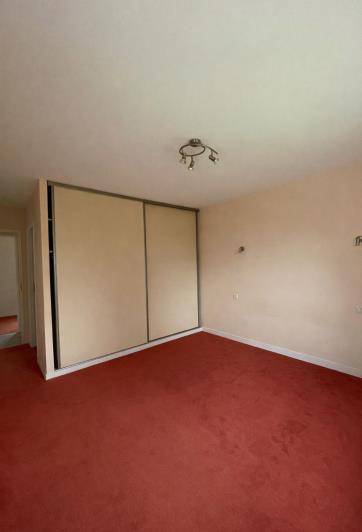 Image No.13-3 Bed House for sale