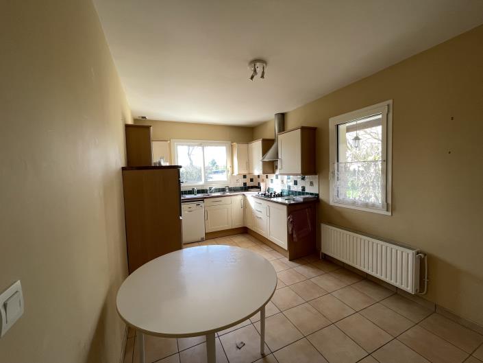 Image No.6-3 Bed House for sale