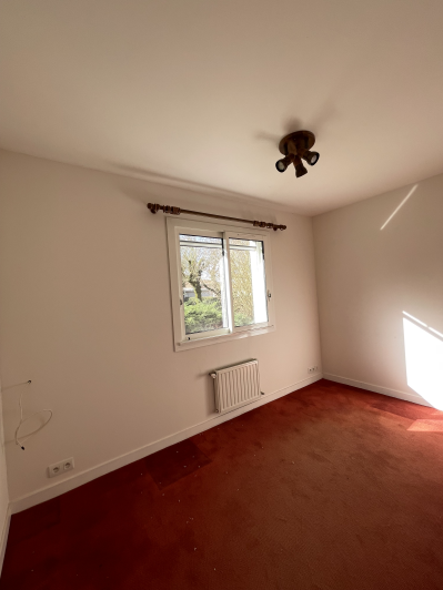 Image No.10-3 Bed House for sale