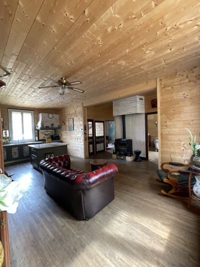 Image No.8-2 Bed House for sale