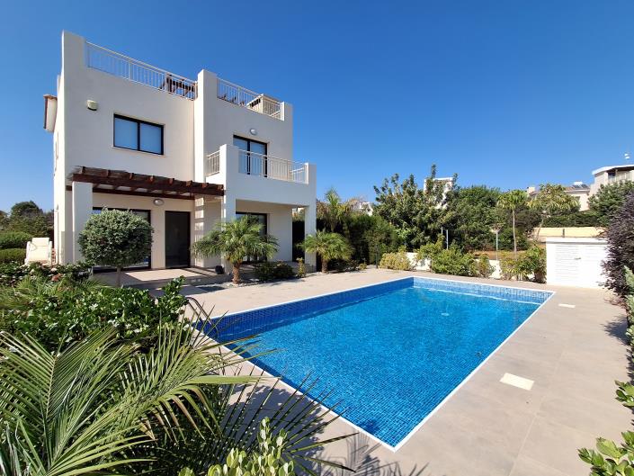 Image No.1-3 Bed Villa / Detached for sale