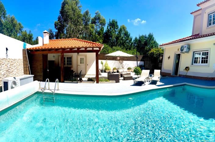 Image No.7-Maison / Villa de 4 chambres à vendre à Nadadouro