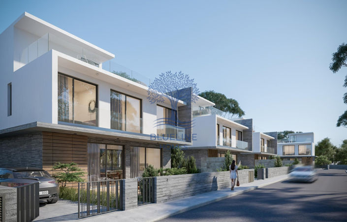 Image No.3-3 Bed Property for sale