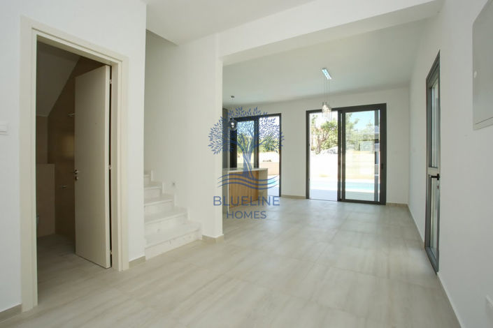 Image No.12-Propriété de 3 chambres à vendre à Mesogi