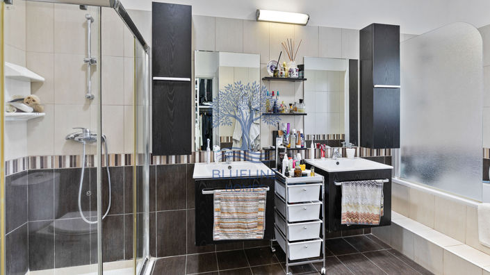 Image No.20-6 Bed Villa for sale