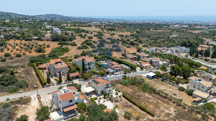 Image No.5-4 Bed Villa for sale