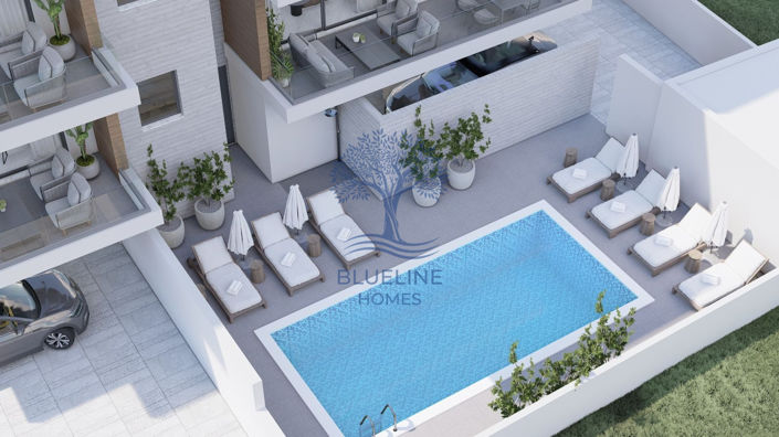 Image No.13-2 Bed Property for sale