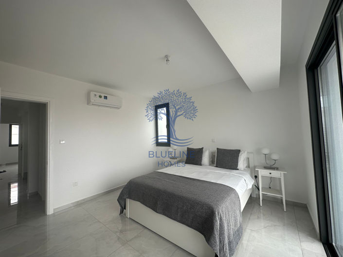 Image No.12-4 Bed Villa for sale