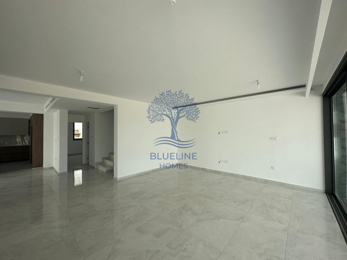 Image No.4-4 Bed Villa for sale