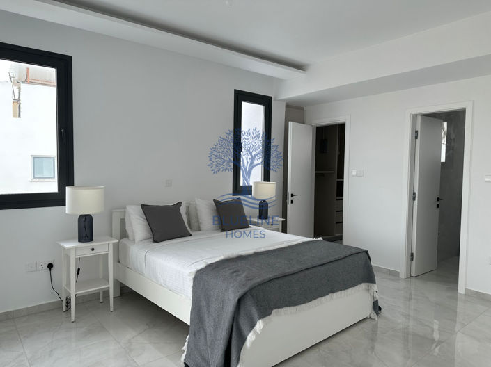 Image No.8-4 Bed Villa for sale