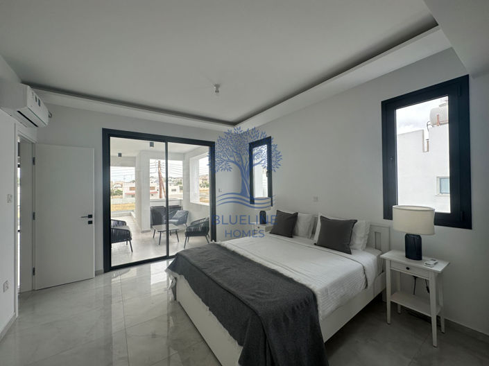 Image No.9-4 Bed Villa for sale