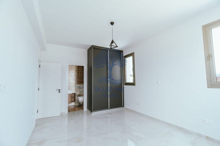 Image No.13-3 Bed Apartment for sale