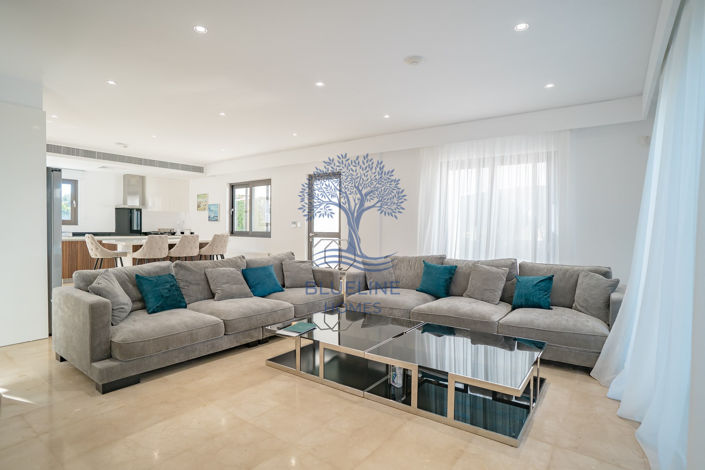 Image No.14-5 Bed Villa for sale