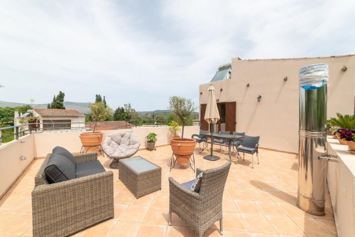 Image No.17-2 Bed Villa for sale