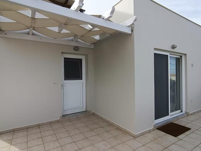 Image No.10-Appartement de 2 chambres à vendre à Plaka