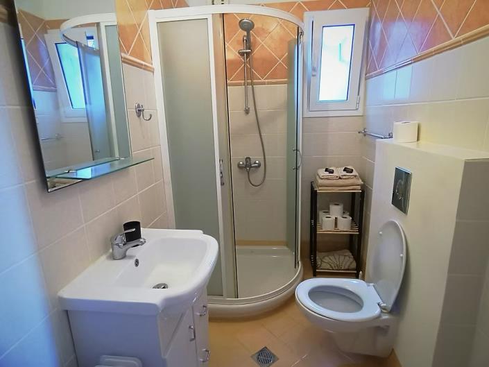 Image No.7-Appartement de 2 chambres à vendre à Plaka