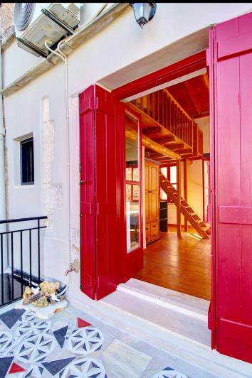 Image No.29-2 Bed Village House for sale