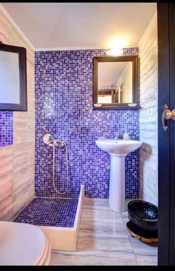 Image No.33-2 Bed Village House for sale