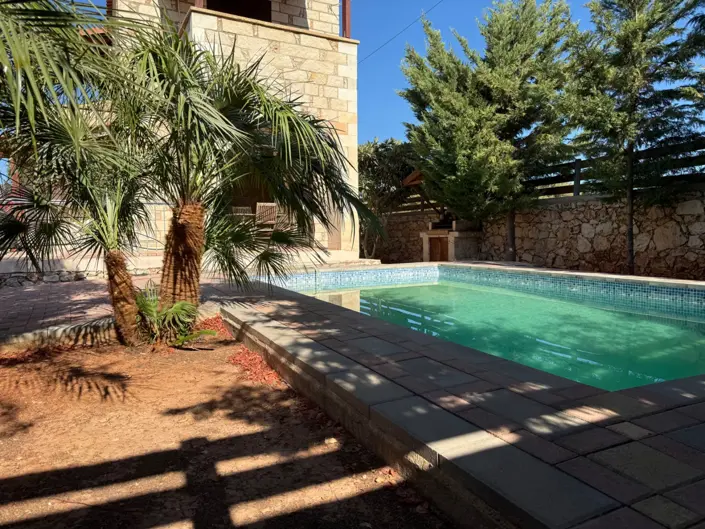 Image No.12-2 Bed Villa for sale